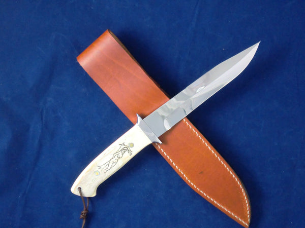 Loveless Style Dixon Fighter Variation (Böhler 440C, Camel Bone, Nude Motif)