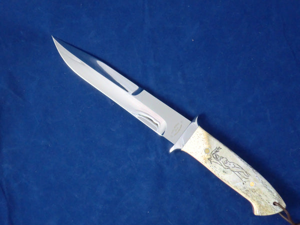Loveless Style Dixon Fighter Variation (Böhler 440C, Camel Bone, Nude Motif)